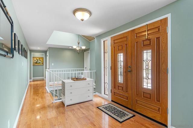 24 Via Alta Vis, Bonsall CA: https://media.crmls.org/mediaz/2cf3df26-19f0-4f96-bb0c-db70425a8cde.jpg
