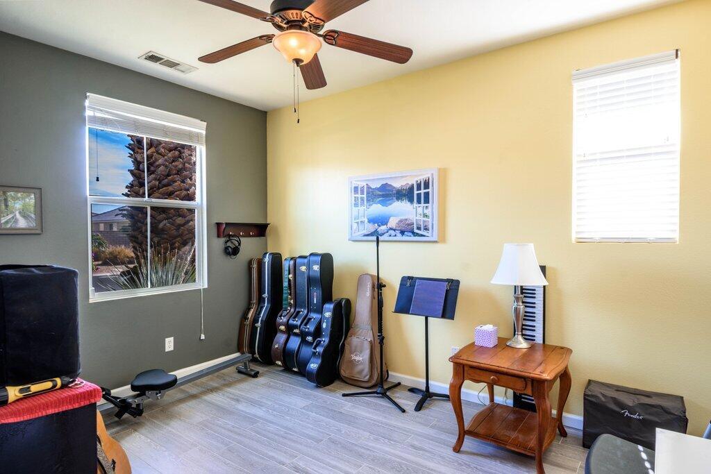 MLS #219138313DA image #27