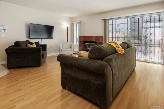 Detail Gallery Image 16 of 29 For 7826 Hemphill Dr, San Diego,  CA 92126 - 5 Beds | 2/1 Baths
