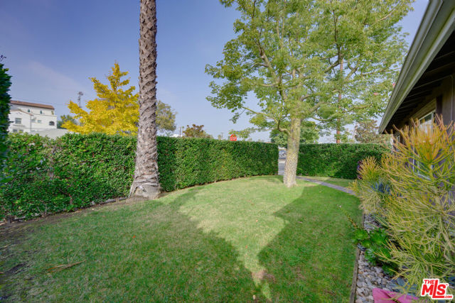 11906 Wagner Street photo 3