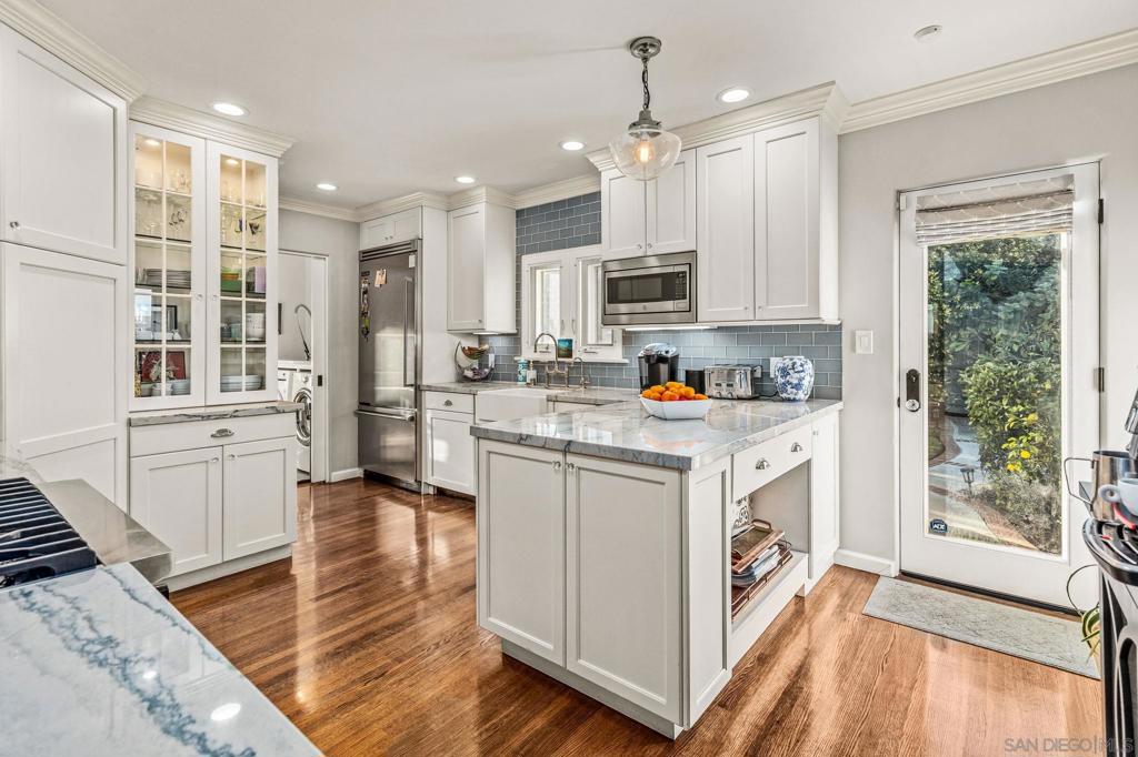 3647 Hyacinth Dr - photo 9