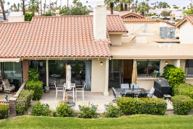 177 Las Lomas, Palm Desert CA: https://media.crmls.org/mediaz/2cfa3fea-004b-4362-8b48-f9f5fe479429.jpg