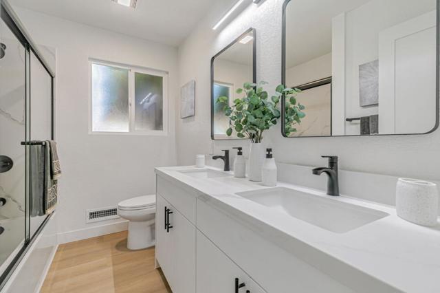 657 Coleraine Court, Sunnyvale CA: https://media.crmls.org/mediaz/2cfc84bf-5b64-4b4f-849b-1110dfb2ef43.jpg
