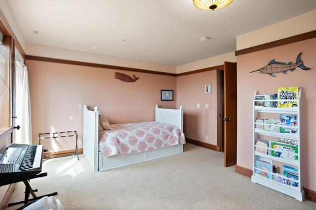 10 Maui Lane, Dillon Beach CA: https://media.crmls.org/mediaz/2cfdd92a-201d-4f27-a44b-4301853a2aa1.jpg
