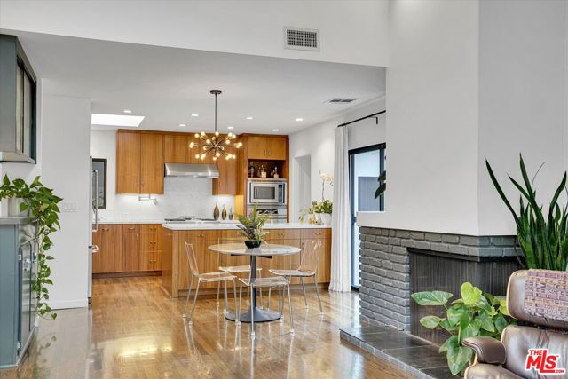 3719 Butler Avenue, Los Angeles CA: https://media.crmls.org/mediaz/2cfe9376-84d6-4ea9-be3f-41b62c6272f6.jpg