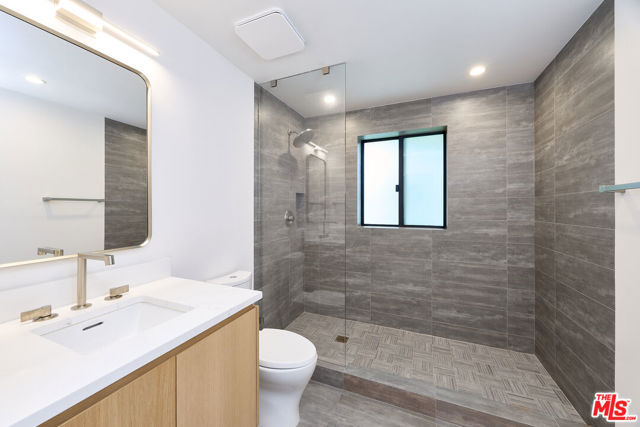 310 Beloit Avenue, Los Angeles CA: https://media.crmls.org/mediaz/2cff57bd-c522-41b5-a29b-4ea618dbf1fb.jpg