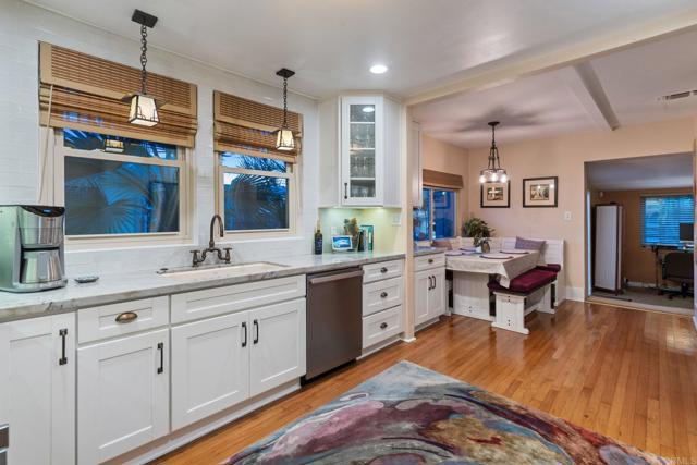 Detail Gallery Image 4 of 43 For 4222 Swift Ave, San Diego,  CA 92104 - 5 Beds | 4 Baths