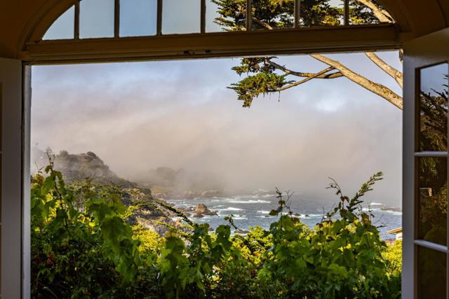 110 Pine Way, Carmel CA: https://media.crmls.org/mediaz/2cffe367-6dd4-4e44-b616-4bf6ff608c4a.jpg