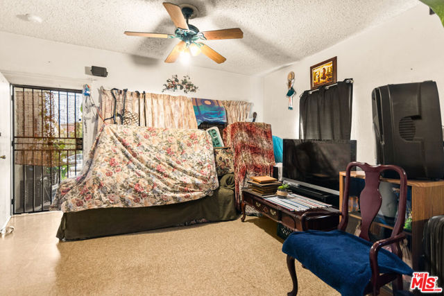 3242 Gleason Avenue, Los Angeles CA: https://media.crmls.org/mediaz/2d00375f-28c7-44b9-aa7a-e7f1750ba9a1.jpg