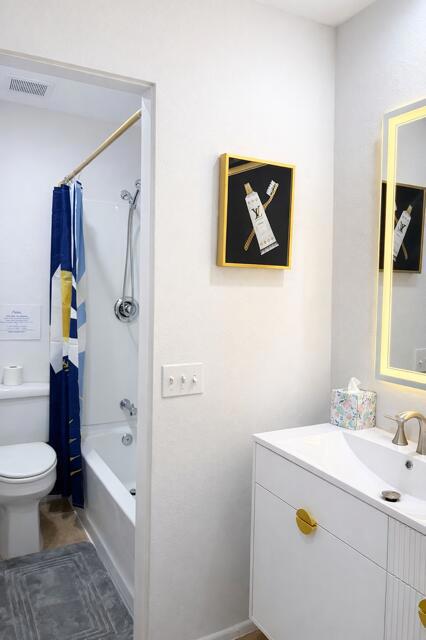 Image 9 of 27 For 78205 Cortez Lane 177