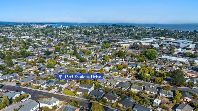1545 Escalona Drive, Santa Cruz CA: https://media.crmls.org/mediaz/2d023559-1d6a-48ad-ad2c-e7490b4ffc57.jpg