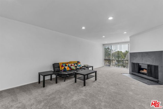 12720 Burbank Boulevard, 211 photo 2