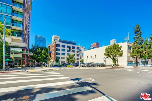 1130 S Flower Street, Los Angeles CA: https://media.crmls.org/mediaz/2d033586-9589-494a-9db1-73c24c698539.jpg