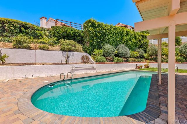 2448 Amity Street, San Diego CA: https://media.crmls.org/mediaz/2d03935e-3d56-4a7a-b527-eefd22d398be.jpg