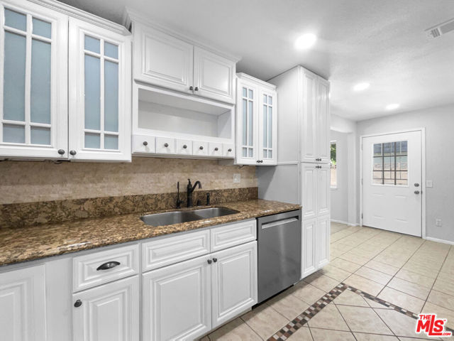 42859 23rd Street, Lancaster CA: https://media.crmls.org/mediaz/2d042387-3dc8-4a51-90d6-54546b1438a2.jpg