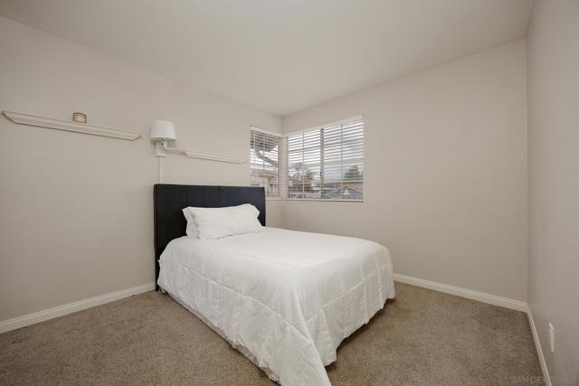 11944 Avenida Marcella, El Cajon CA: https://media.crmls.org/mediaz/2d043d4e-2167-463c-863b-278a4afb2491.jpg