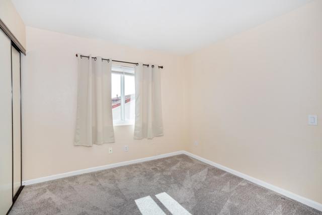 Detail Gallery Image 20 of 30 For 767 Rivertree Dr, Oceanside,  CA 92058 - 5 Beds | 3 Baths