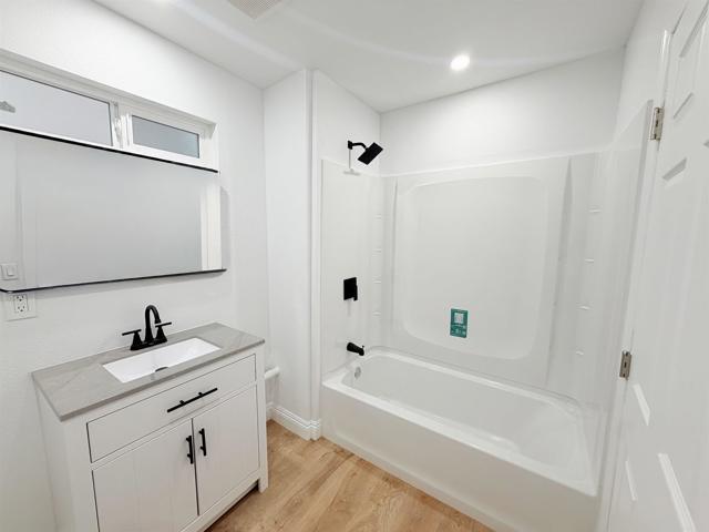 Detail Gallery Image 12 of 21 For 8968 Winter Gardens Blvd #4,  Lakeside,  CA 92040 - 3 Beds | 2 Baths