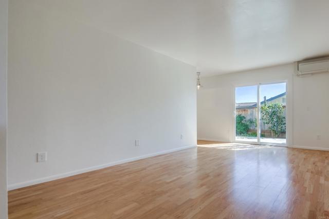 Detail Gallery Image 3 of 46 For 10248 Princess Sarit Way #0,  Santee,  CA 92071 - 2 Beds | 1 Baths