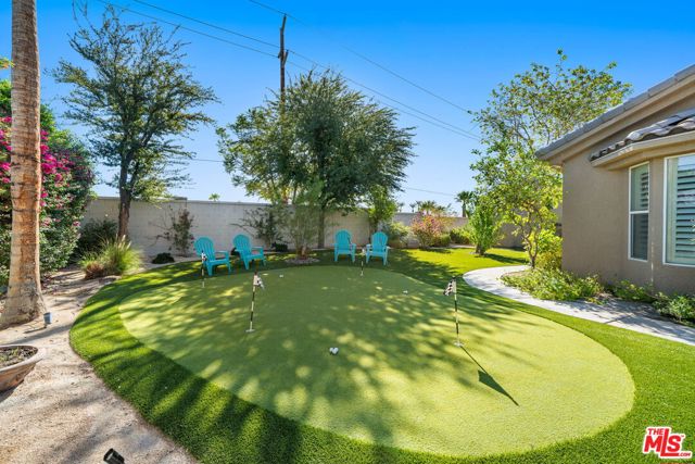 8 Dickens Court, Rancho Mirage, CA 92270