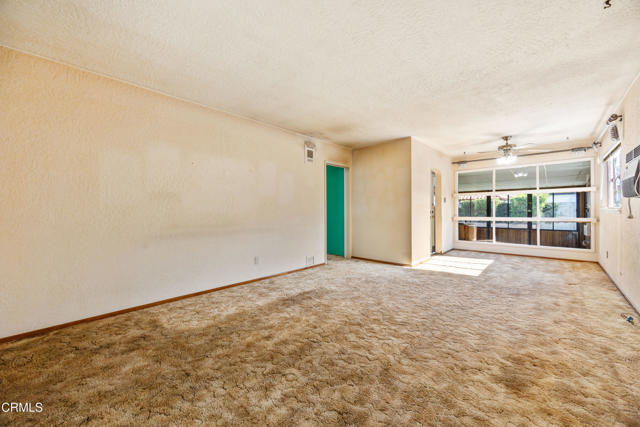 Detail Gallery Image 8 of 36 For 8416 Katherine Ave, Panorama City,  CA 91402 - 3 Beds | 1 Baths