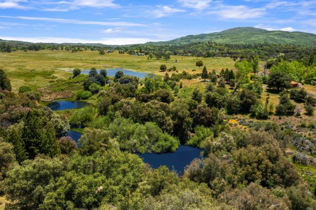 3510 Deer Lake Park Road, Julian CA: https://media.crmls.org/mediaz/2d05d7f6-7afc-48f5-a255-c8c6db68cefd.jpg