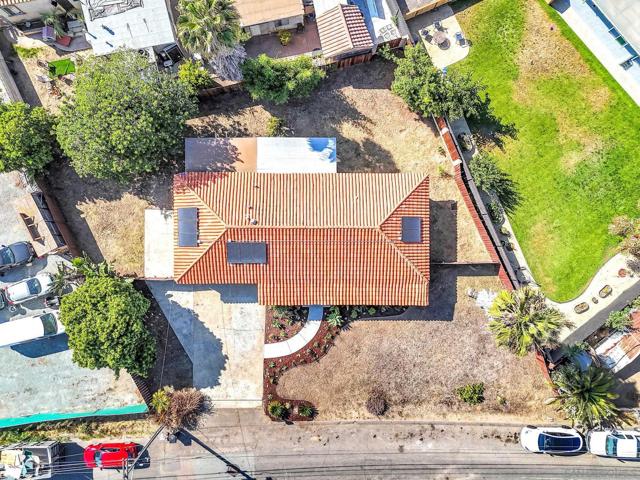 1660 Sycamore Dr., Chula Vista CA: https://media.crmls.org/mediaz/2d067c0a-27cf-4b8b-afc2-df413421416d.jpg