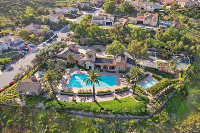 3043 Adams Ranch Ct, Chula Vista CA: https://media.crmls.org/mediaz/2d06ada1-654b-425c-92d3-c1d03038621b.jpg