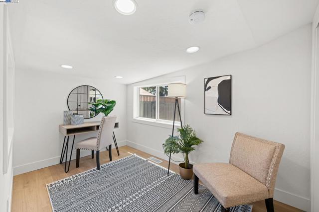 1038 Division St, Pleasanton CA: https://media.crmls.org/mediaz/2d0a3e02-d704-4028-8a75-ff25c2336a16.jpg