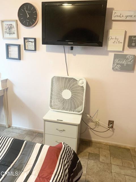 931 Devilfish Drive, Oxnard CA: https://media.crmls.org/mediaz/2d0aea46-2e3a-4b34-ab7d-26bf23ca2f15.jpg