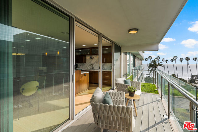 535 Ocean Avenue, 8C photo 4