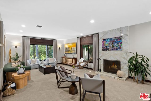9722 Royce Court, Beverly Hills, California 90210, 6 Bedrooms Bedrooms, ,6 BathroomsBathrooms,Single Family Residence,For Sale,Royce,24406235