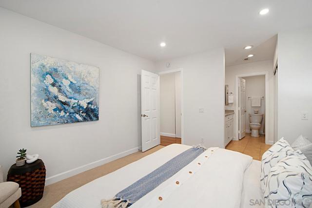 13327 Caminito Ciera, San Diego CA: https://media.crmls.org/mediaz/2d0b5304-dc56-4544-b8bb-d614b3d89dcc.jpg