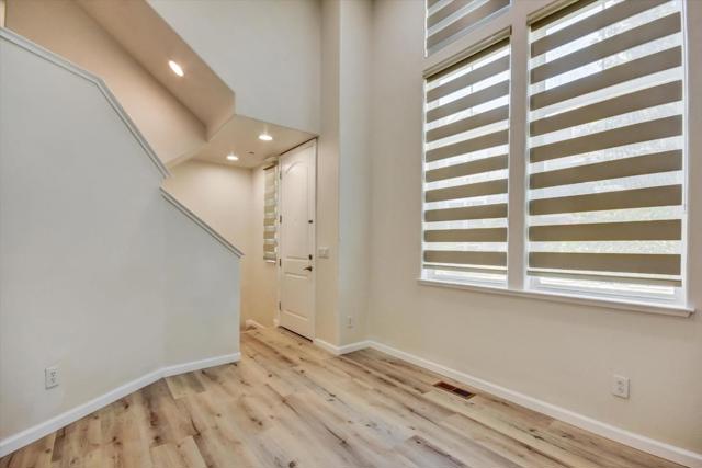 18437 Opal Lane, Morgan Hill CA: https://media.crmls.org/mediaz/2d0bb952-4cc3-413f-98c0-8b4c8e22ce0c.jpg