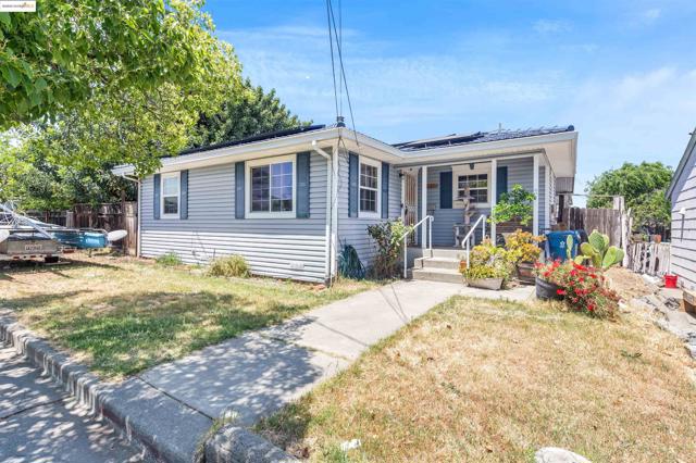 832 W 11Th St, Antioch CA: https://media.crmls.org/mediaz/2d0c2ecc-5f91-4ef2-acef-4a49ab56cc11.jpg