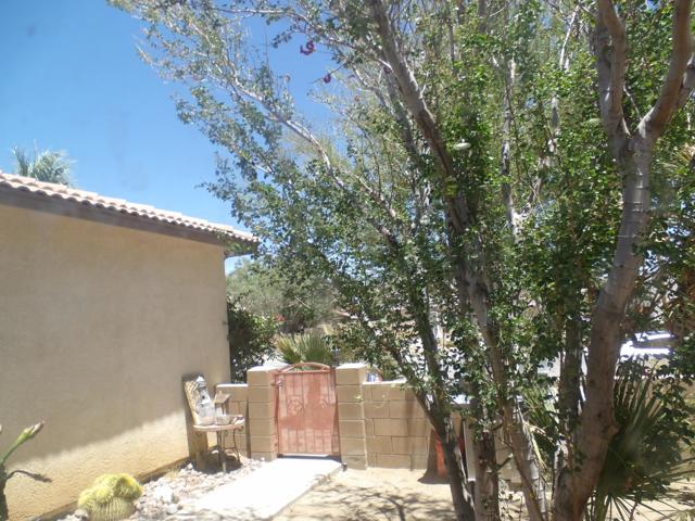 13569 Caliente Drive, Desert Hot Springs CA: https://media.crmls.org/mediaz/2d0c5abe-2371-4d71-81b4-1ecaf66ef50d.jpg