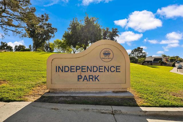 Detail Gallery Image 9 of 14 For 1390 Valencia Loop, Chula Vista,  CA 91910 - 4 Beds | 2 Baths