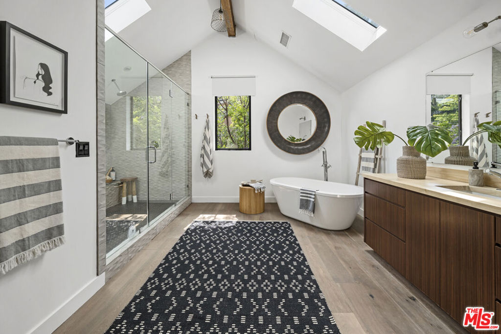 MLS #25532451 img 20