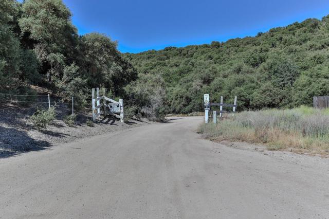 71418 Jolon Road, Bradley CA: https://media.crmls.org/mediaz/2d0ed398-3c22-465e-aaee-18633aa48b58.jpg