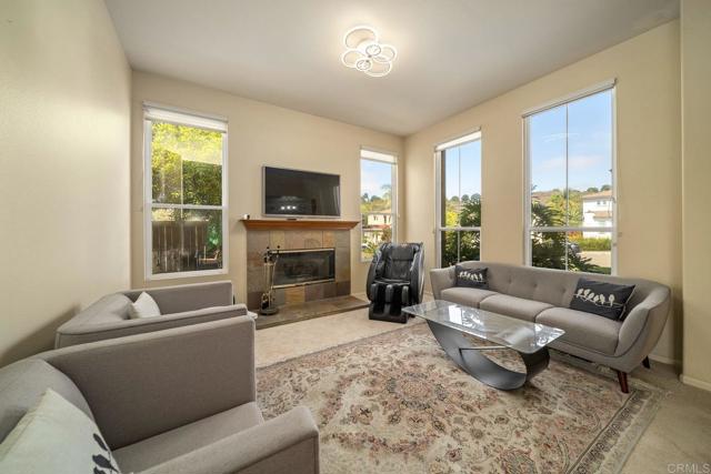 Detail Gallery Image 12 of 49 For 3748 Cavern Pl, Carlsbad,  CA 92010 - 5 Beds | 3 Baths