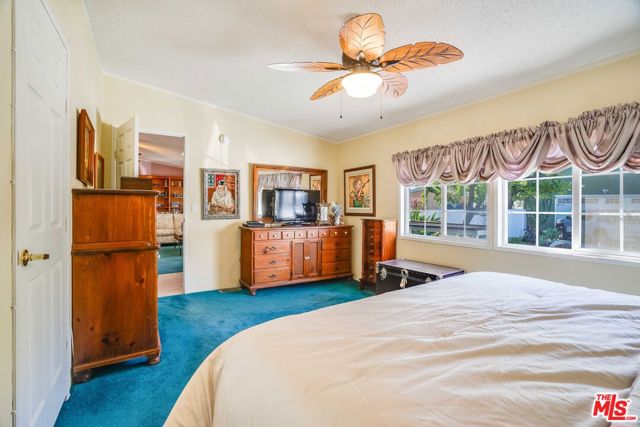 1111 Cherokee, Topanga CA: https://media.crmls.org/mediaz/2d0f3147-f0d4-4bcf-ac2e-ea4a917b5b56.jpg