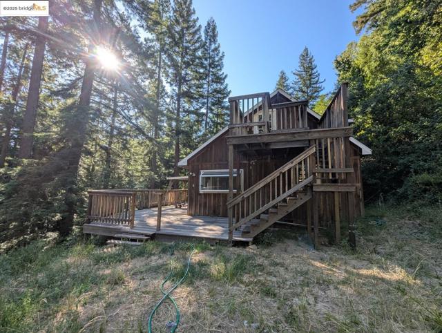 2950 Bear Canyon RD, Los Gatos CA: https://media.crmls.org/mediaz/2d1044e5-2d27-4ef6-87fb-303fa8c85e38.jpg