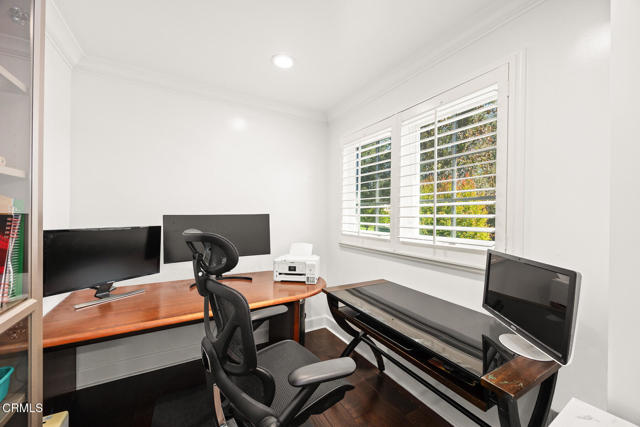 Detail Gallery Image 19 of 39 For 4361 Bel Air Dr, La Canada Flintridge,  CA 91011 - 4 Beds | 4 Baths