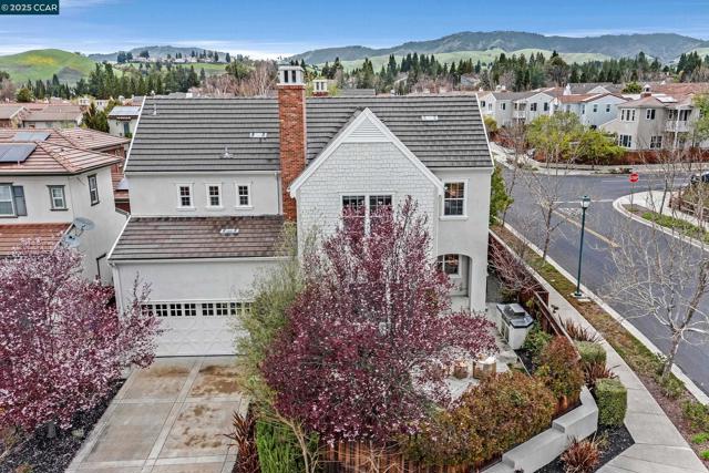 1966 Casablanca St, Danville CA: https://media.crmls.org/mediaz/2d10cbe0-33a6-49bf-88f2-89b60a234ebd.jpg