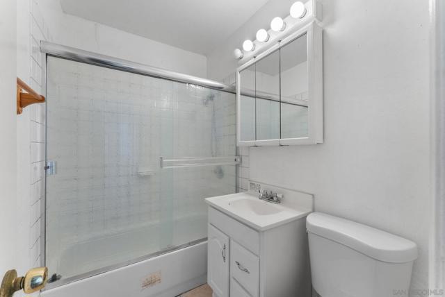 Image 7 of 33 For 2074 El Dora St