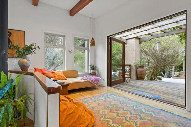 23185 Old Santa Cruz Highway, Los Gatos CA: https://media.crmls.org/mediaz/2d13df80-309d-4a78-a093-d34154e02a6d.jpg