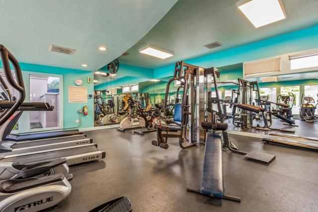 Detail Gallery Image 27 of 41 For 18660 Caminito Cantilena #259,  San Diego,  CA 92128 - 2 Beds | 2/1 Baths