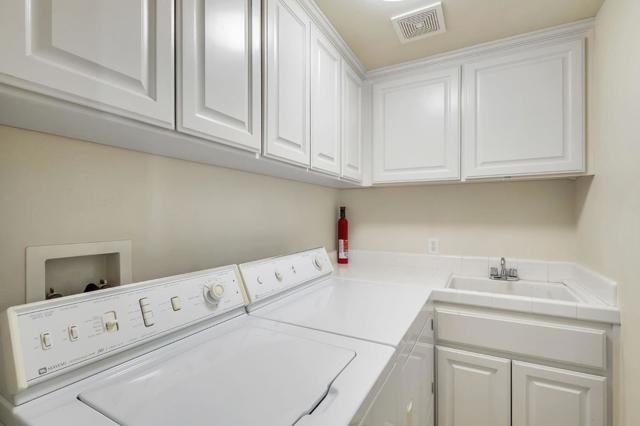 4793 Tuscany Circle, San Jose CA: https://media.crmls.org/mediaz/2d163327-d972-4cfe-a164-6ee364c37ca4.jpg