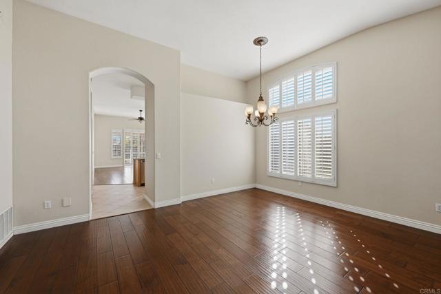 Detail Gallery Image 10 of 51 For 45062 Corte Bella Donna, Temecula,  CA 92592 - 3 Beds | 2 Baths