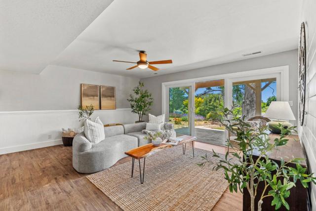406 Belle Monti Court, Aptos CA: https://media.crmls.org/mediaz/2d1650b4-94ac-45de-a943-abafe8130fb2.jpg